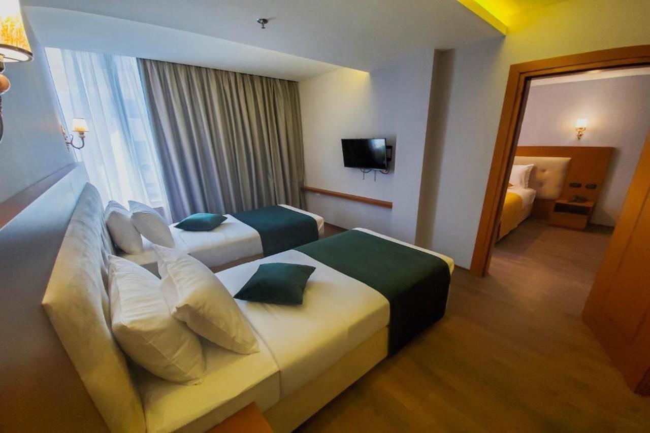 Albanopolis Hotel ติรานา ภายนอก รูปภาพ